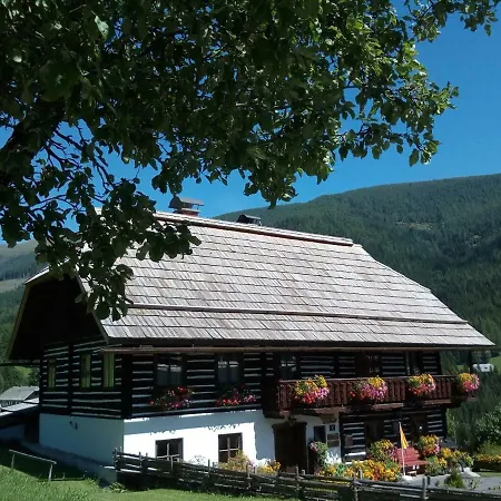 Alte Schule * Bad Kleinkirchheim
